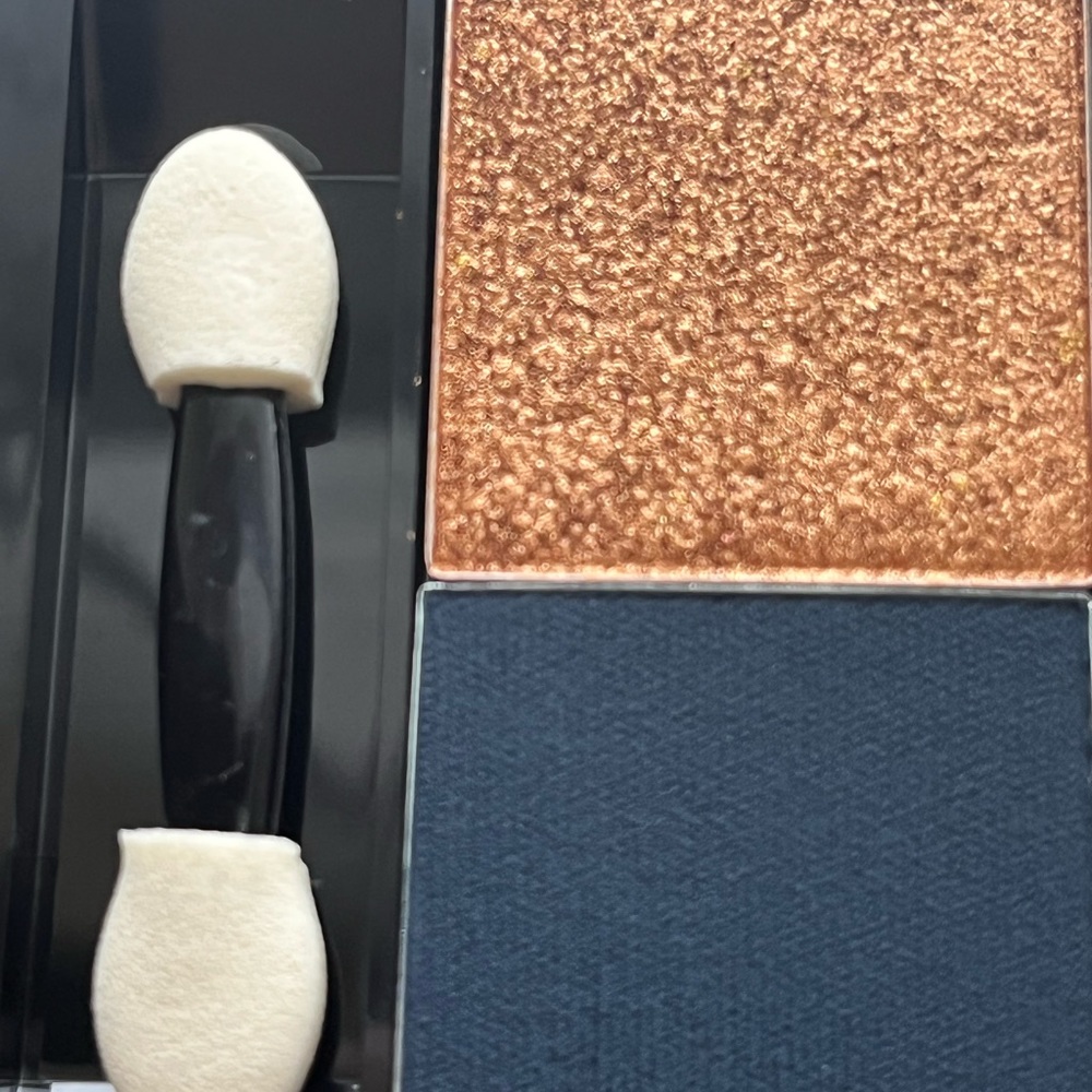 Navy blue and gold combo eyeshadow